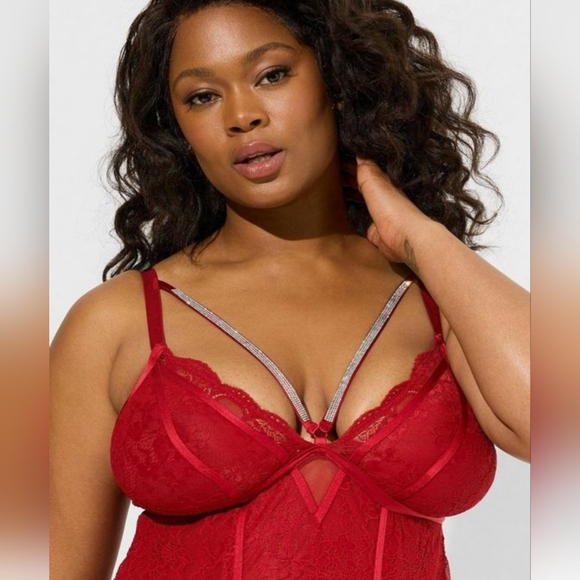 NWT Torrid Red Lace Bodysuit - Picture 5 of 6